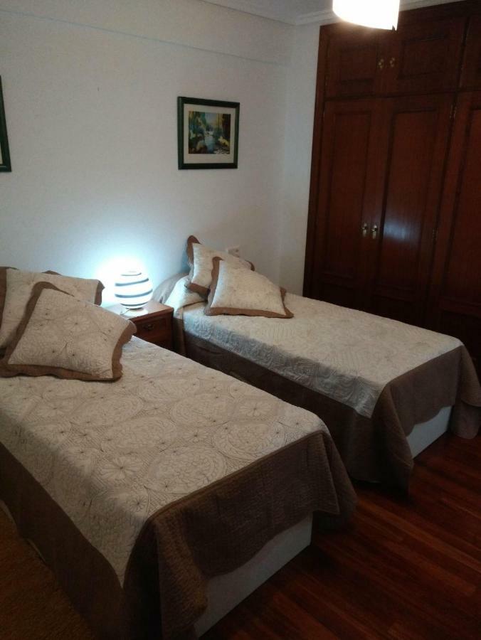 Los Fronterizos Hotel Irun Esterno foto