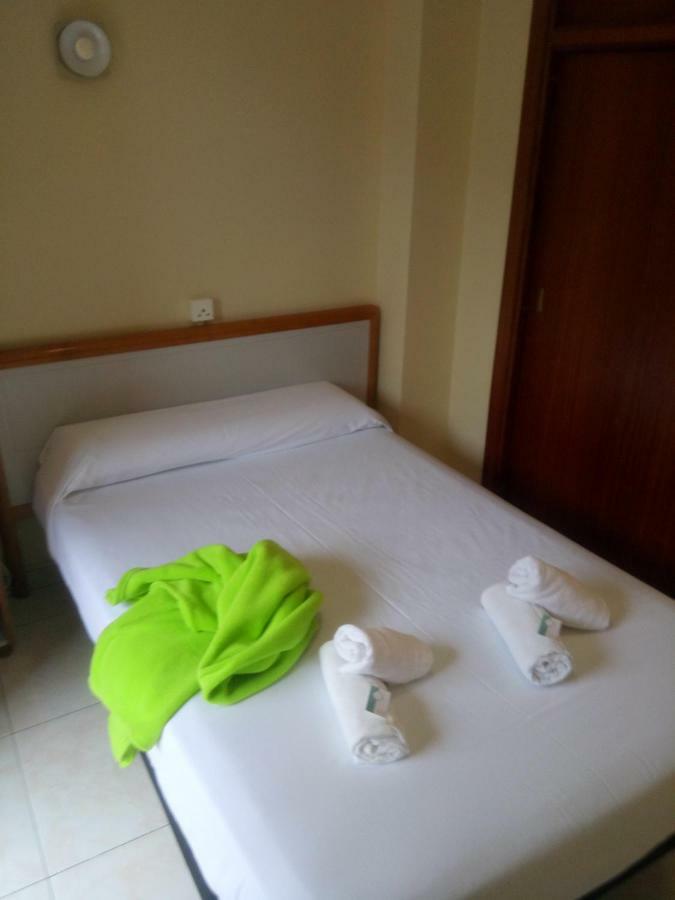 Los Fronterizos Hotel Irun Esterno foto