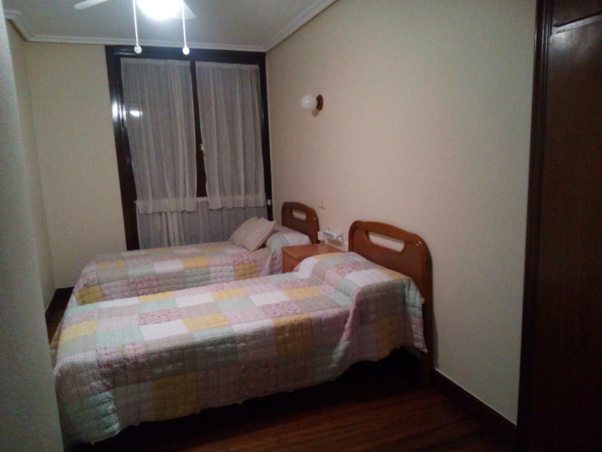 Los Fronterizos Hotel Irun Esterno foto